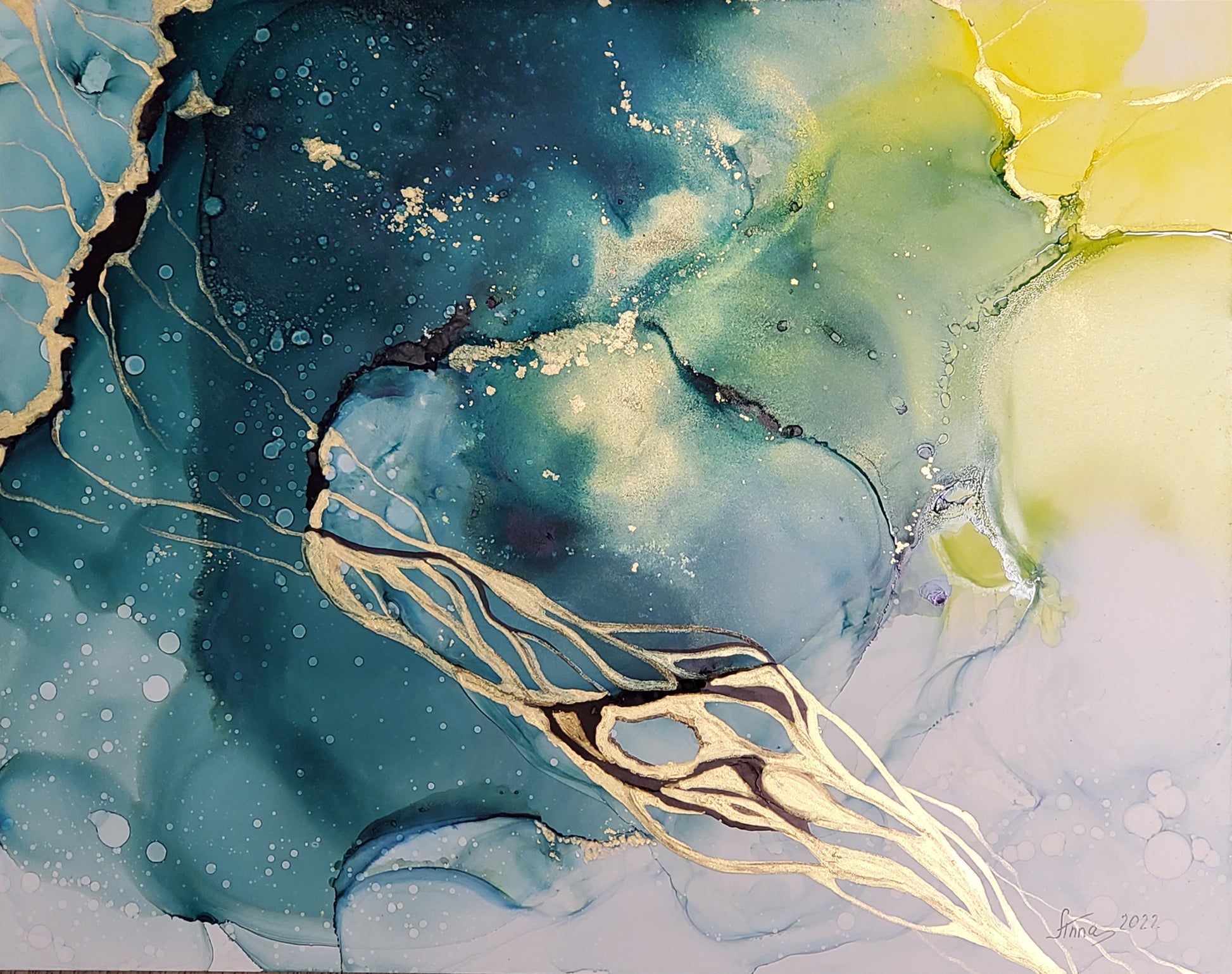 Piece Of Ocean - Anna Manukyan
